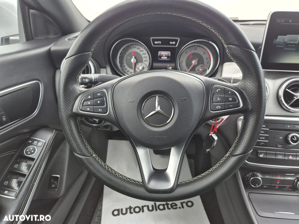 Mercedes-Benz CLA 220 d Aut. - 14