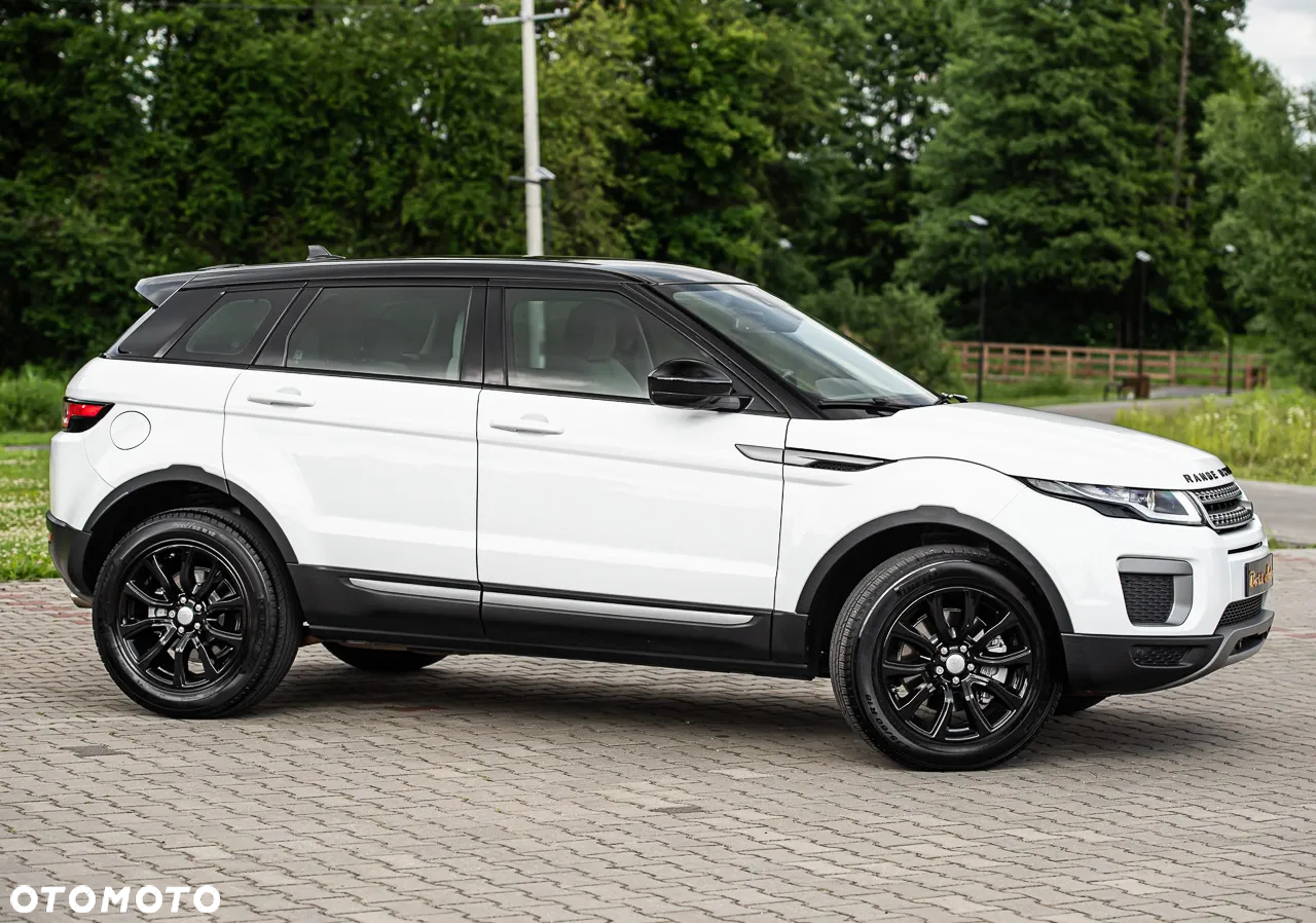Land Rover Range Rover Evoque 2.0 D150 R-Dynamic - 3