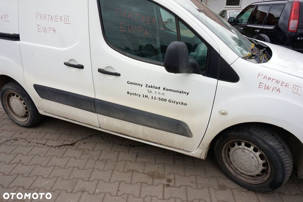 DRZWI PRZEDNIE PRAWE PARTNER III B9 EWPA  BIAŁY PEUGEOT 2008-2018 - 2