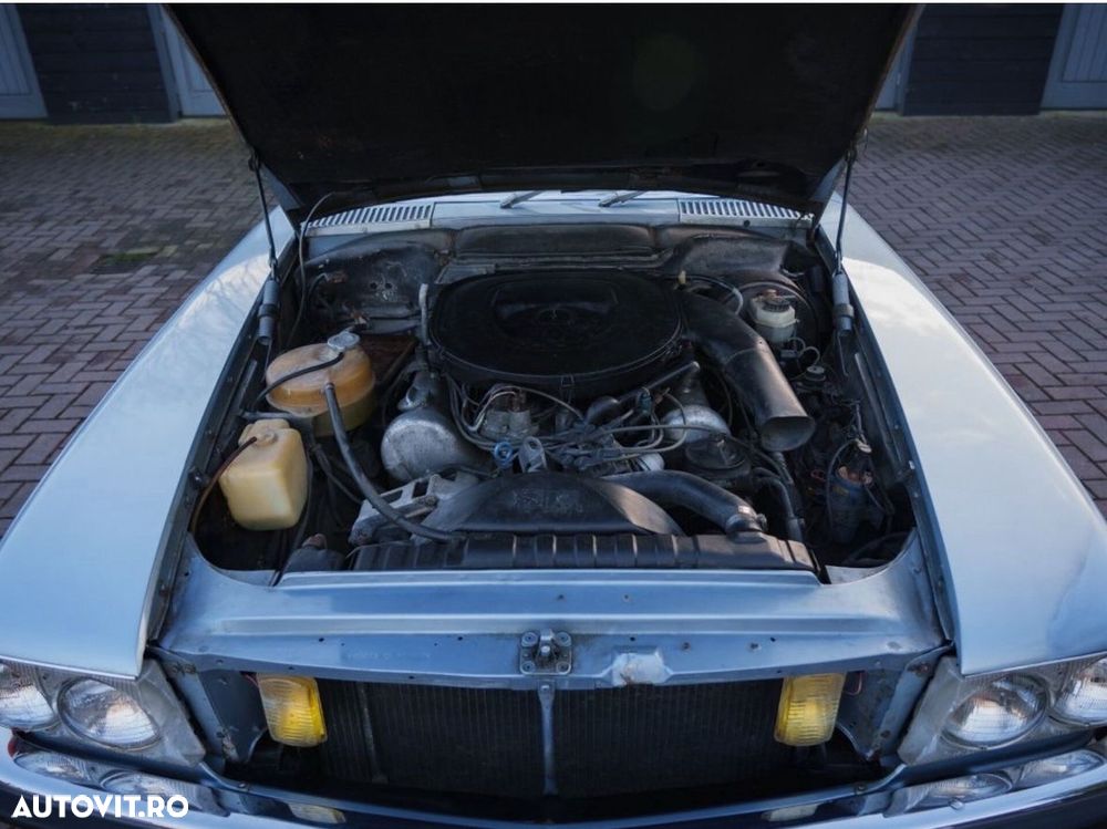 Mercedes-Benz SLC - 21