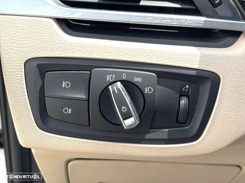 BMW X1 20 d sDrive Auto - 12