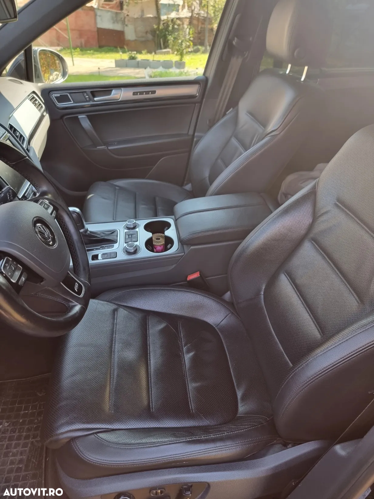Volkswagen Touareg V6 TDI BMT Supreme Plus - 10