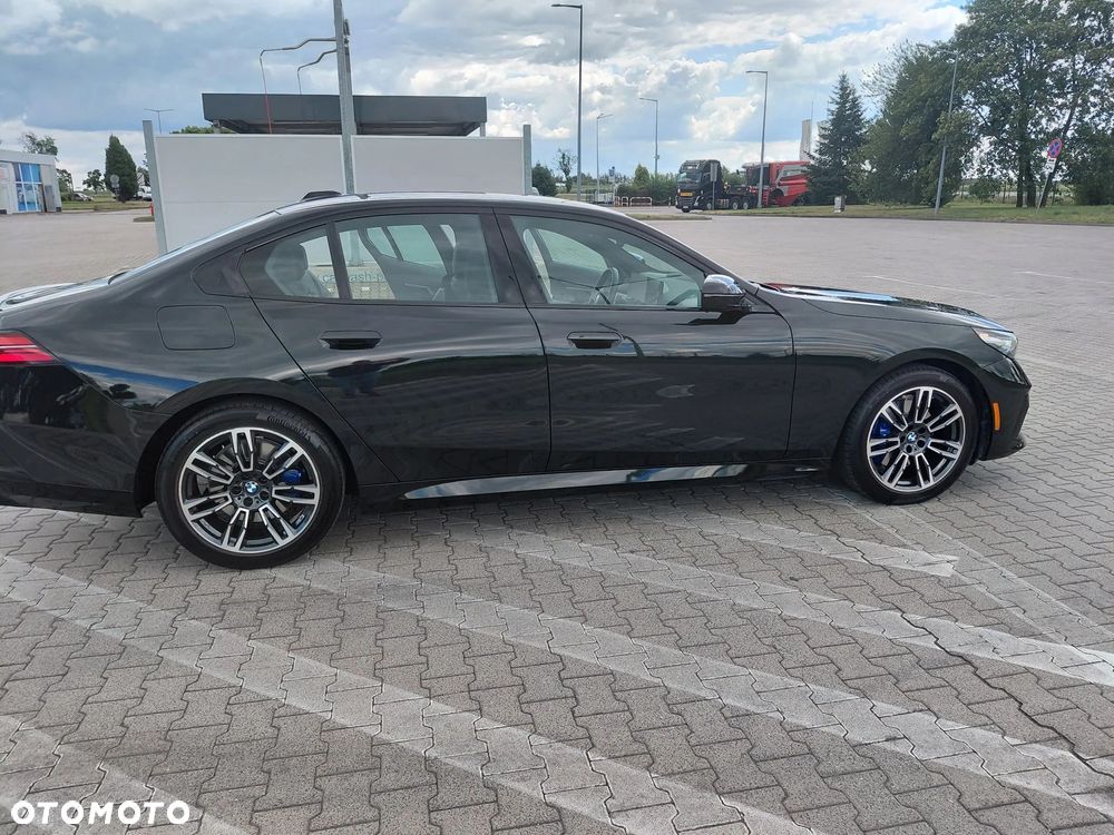 BMW Seria 5 530i mHEV M Sport sport - 16