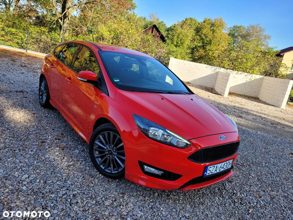 Ford Focus - 33