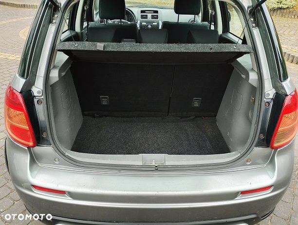 Suzuki SX4 1.9 DDiS 4WD GS / Premium - 8