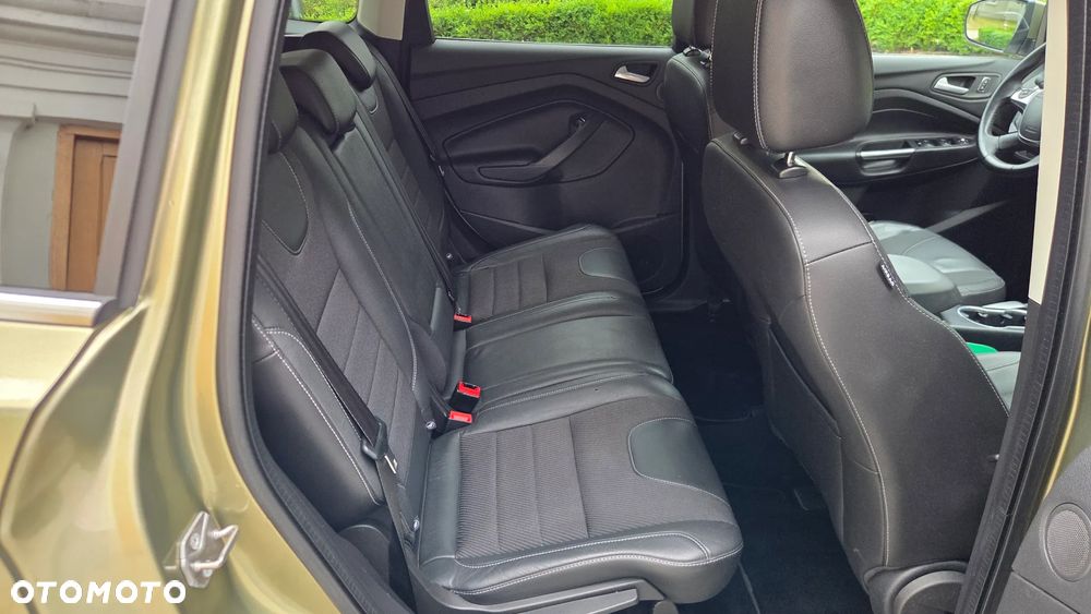 Ford Kuga 2.0 TDCi 4x4 SYNC - 29