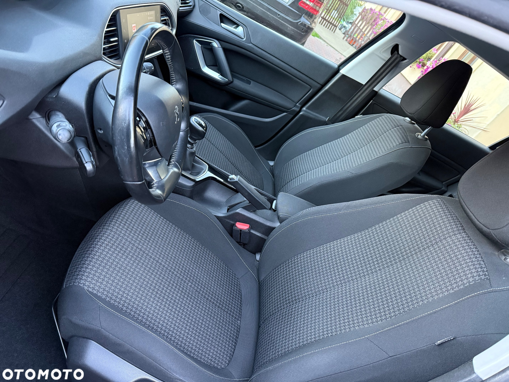 Peugeot 308 1.6 BlueHDi Active S&S - 26