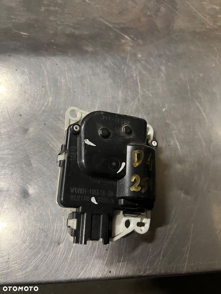 Silniczek nawiewów Nissan Navara d40 - 1