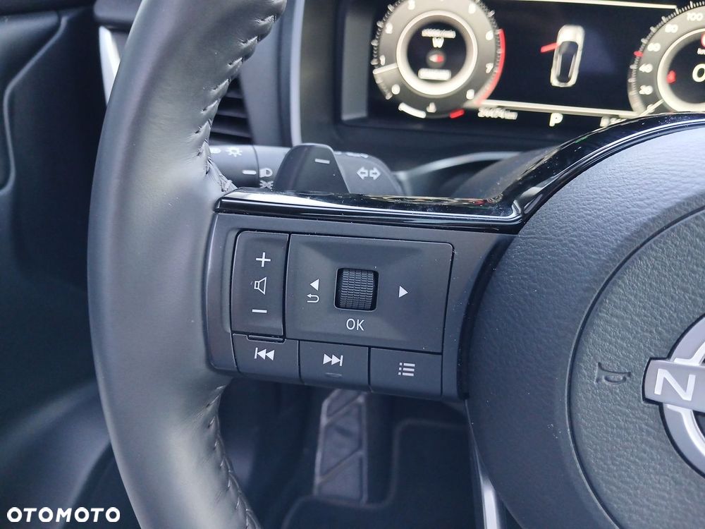 Nissan Qashqai 1.3 DIG-T mHEV N-Connecta Xtronic - 18