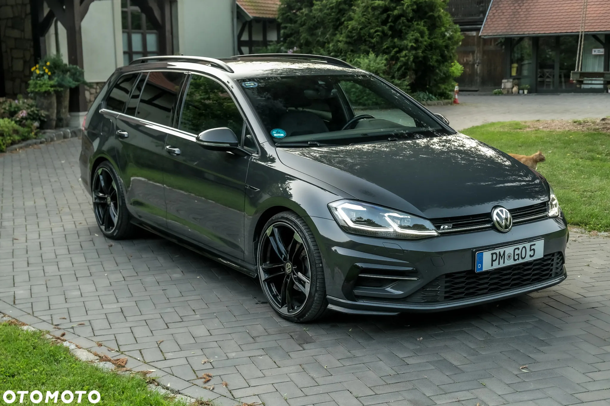 Volkswagen Golf VIII 2.0 TDI R-Line DSG - 5