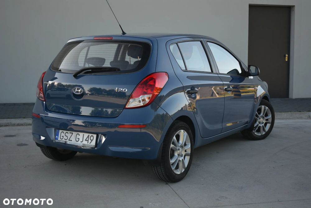 Hyundai i20 - 10