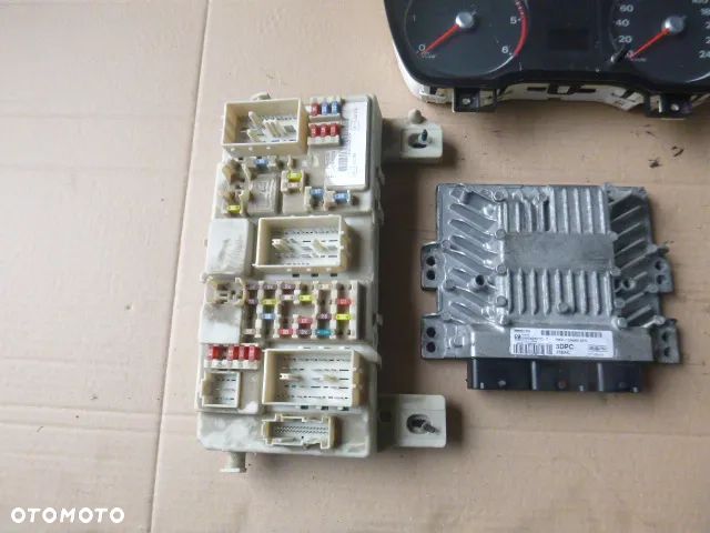 ZESTAW STARTOWY KOMPUTER STACYJKA IMMOBILIZER FORD FOCUS MK2 1.8 TDCI - 9