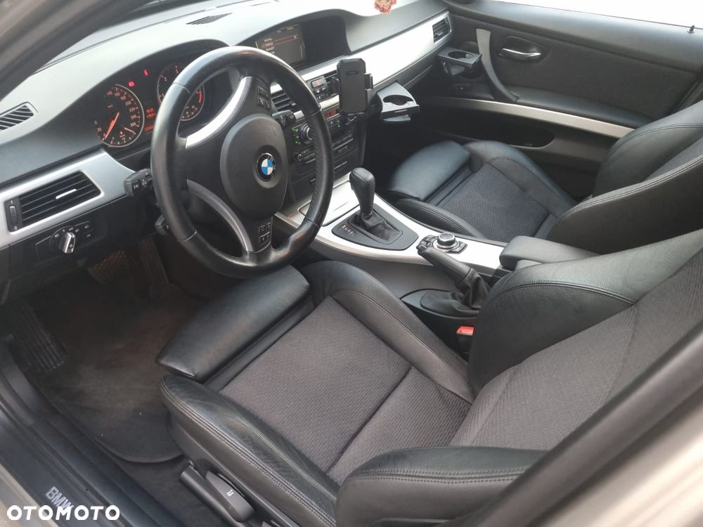 BMW Seria 3 320d DPF Edition Lifestyle - 17