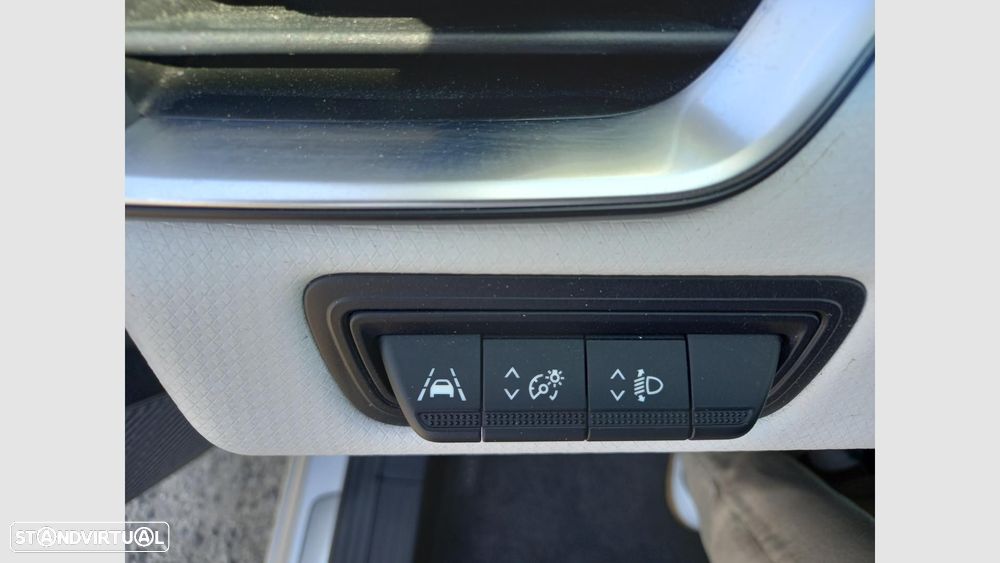 Renault Clio 1.0 TCe Limited Bi-Fuel - 15