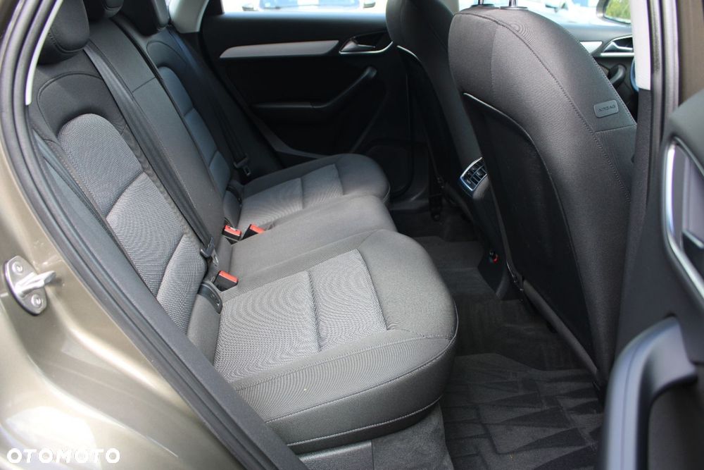Audi Q3 - 24