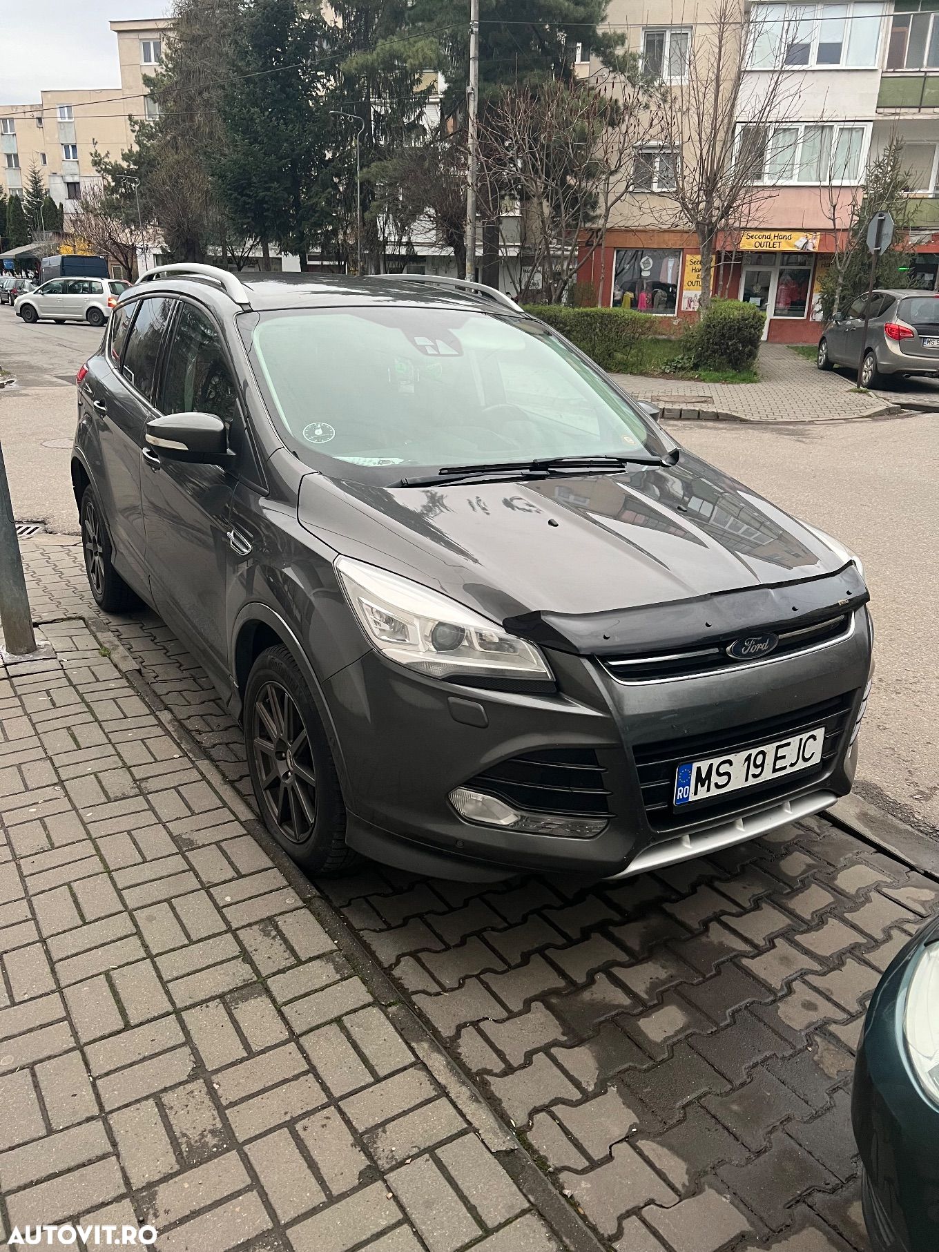 Ford Kuga 2.0 TDCi Powershift 4WD Titanium - 1