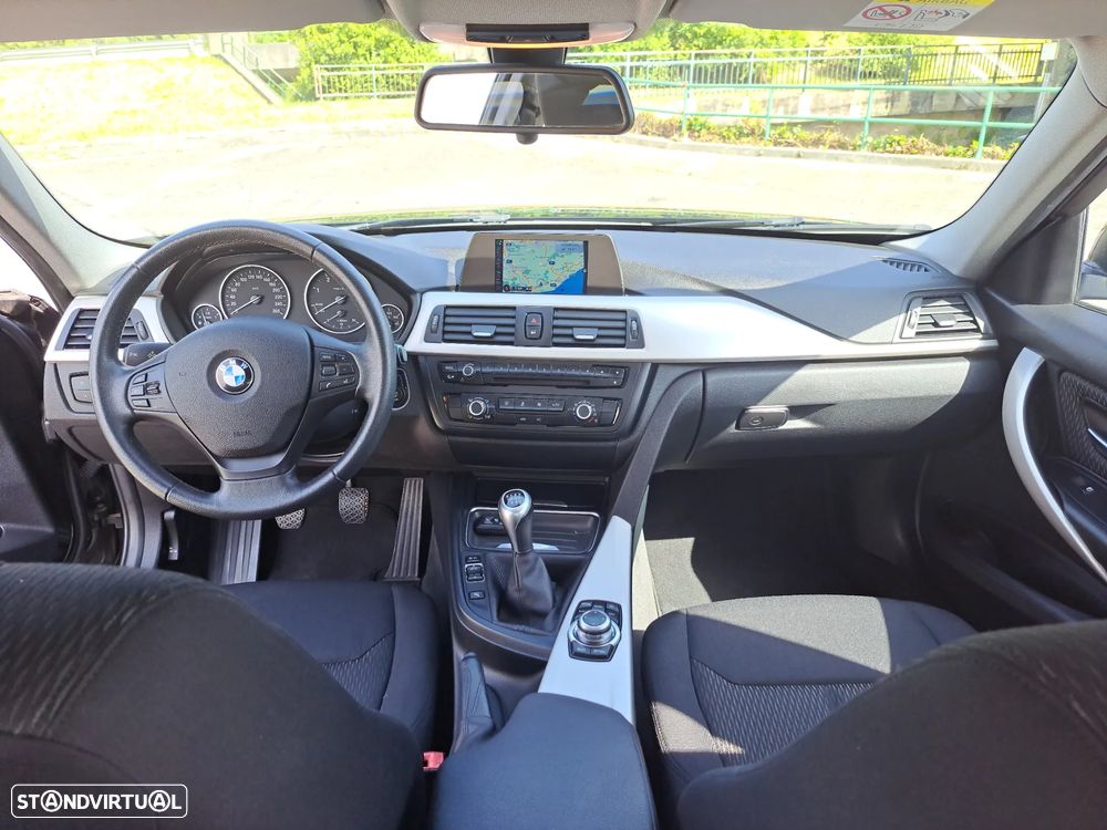 BMW 320 d - 24