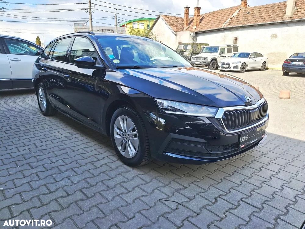 Skoda Octavia 2.0 TDI DSG Ambition - 2