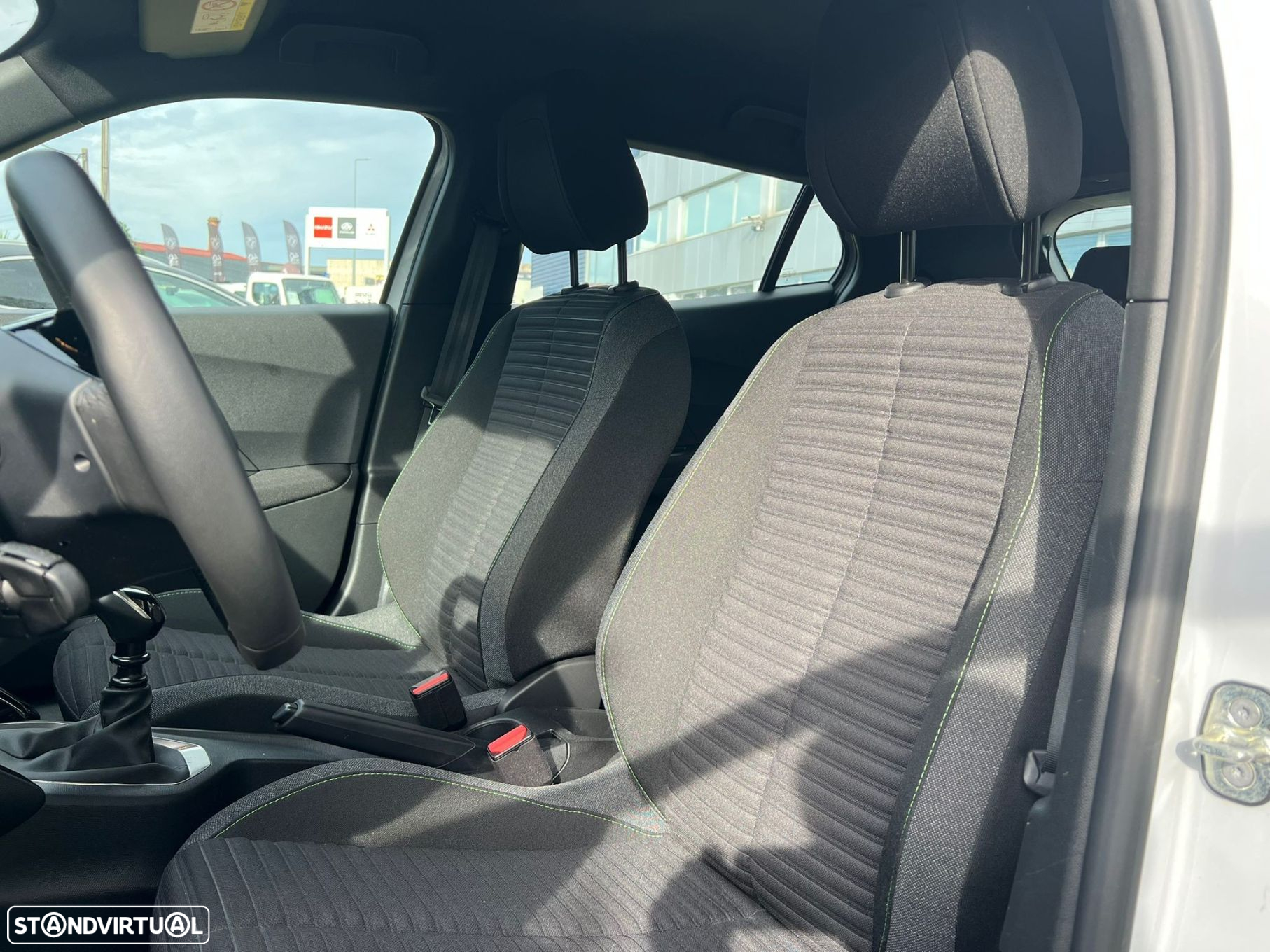 Peugeot 2008 1.2 PureTech Active - 9