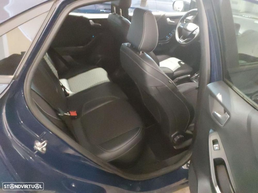 Ford Puma 1.0 EcoBoost Hybrid TITANIUM - 4