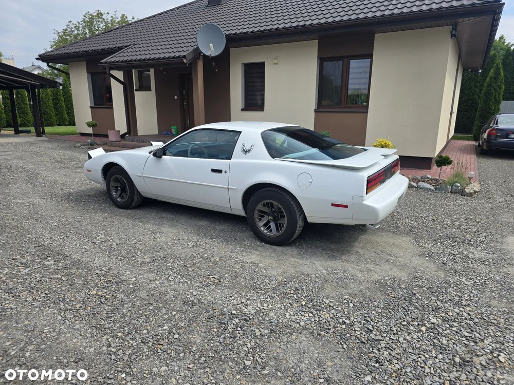 Pontiac Firebird - 7