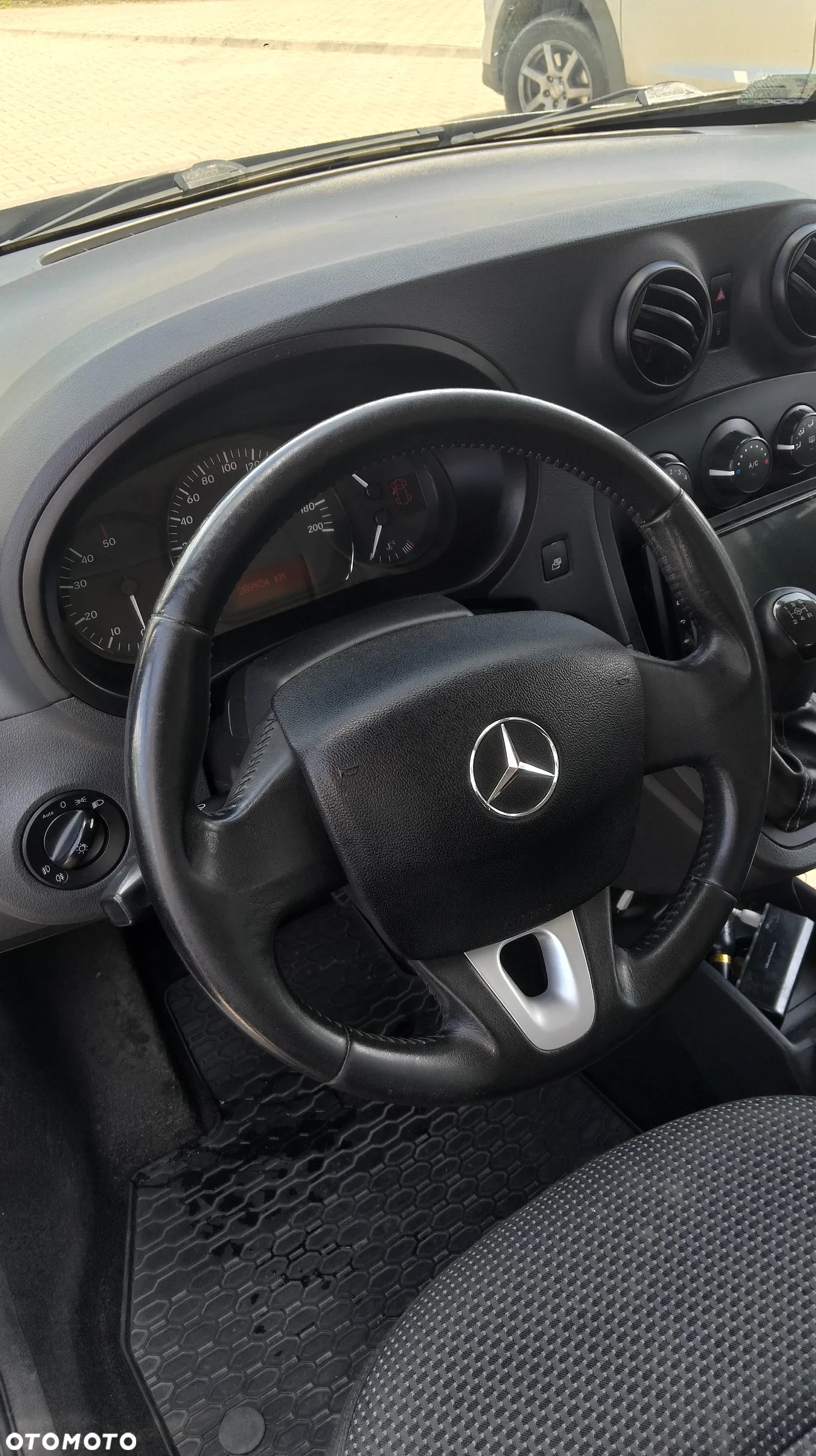 Mercedes-Benz Citan Kombi 109 CDI 415.703 - 19