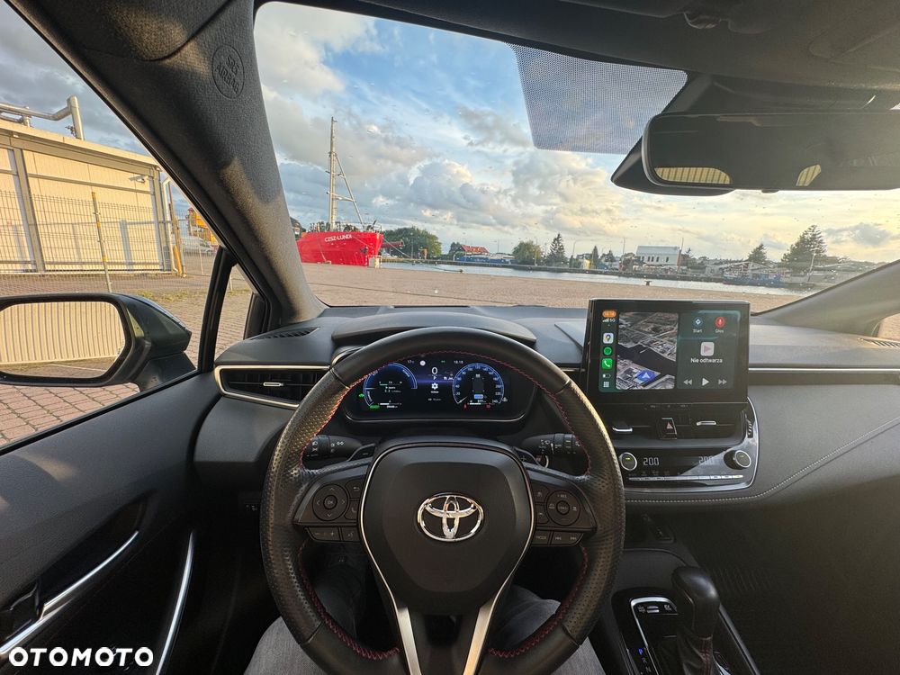 Toyota Corolla 2.0 Hybrid GR Sport Dynamic - 17