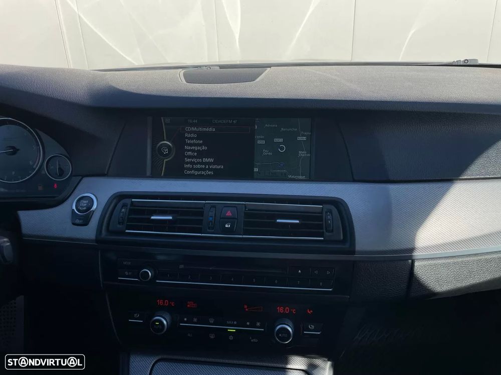 BMW 535 d xDrive Pack M Auto - 31