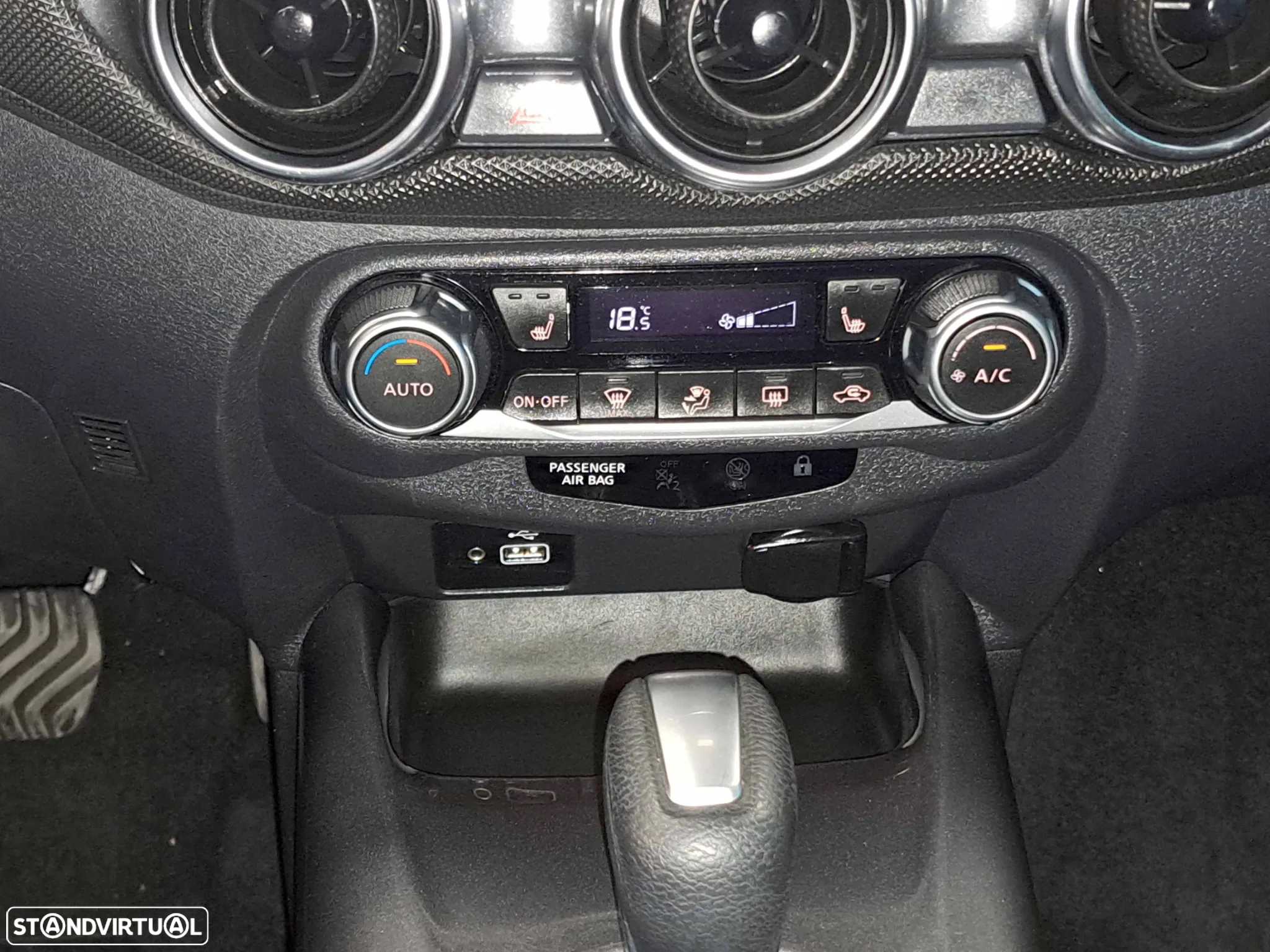 Nissan Juke 1.0 DIG-T Acenta DCT - 17