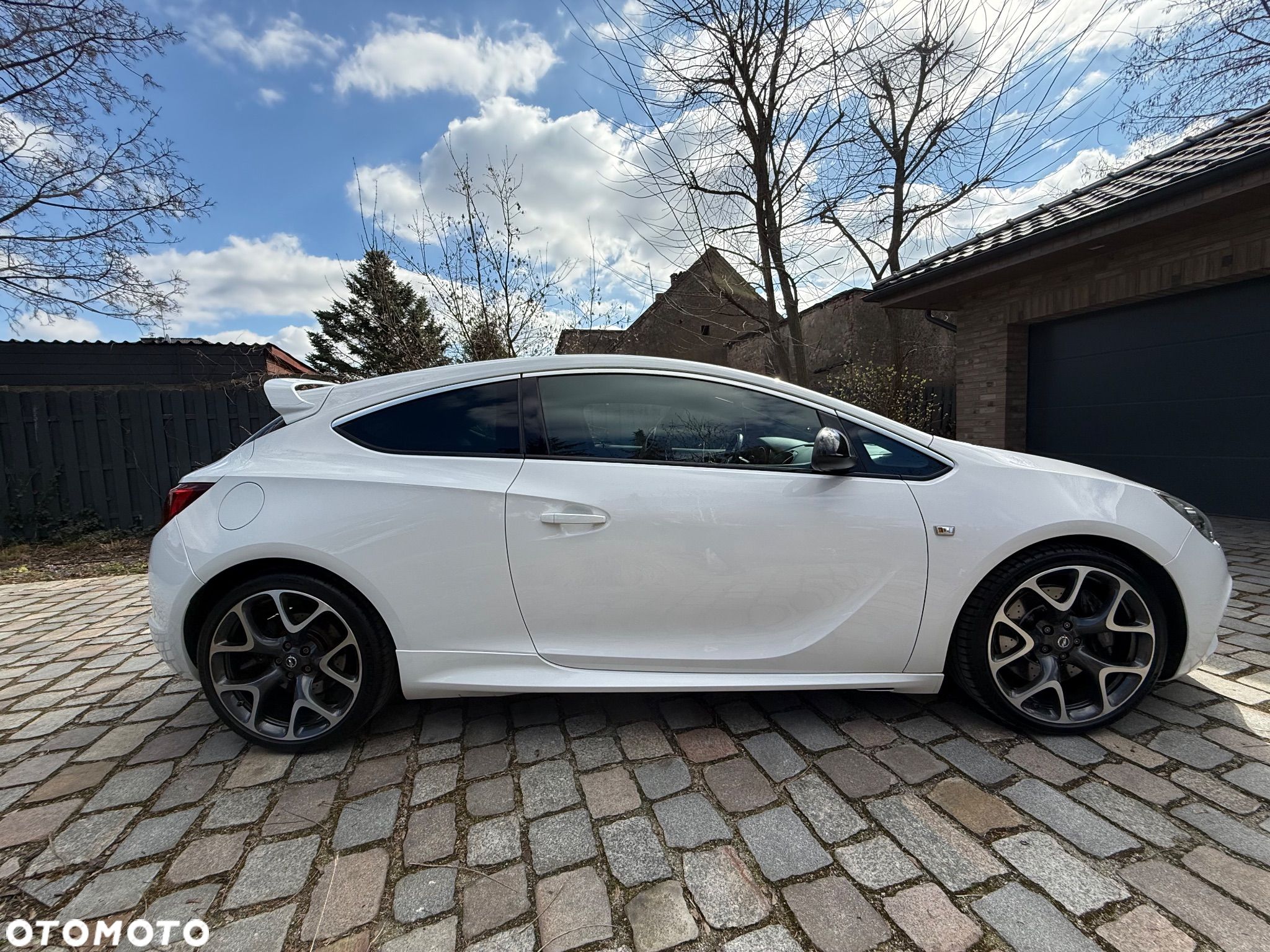 Opel Astra OPC Start/Stop - 1