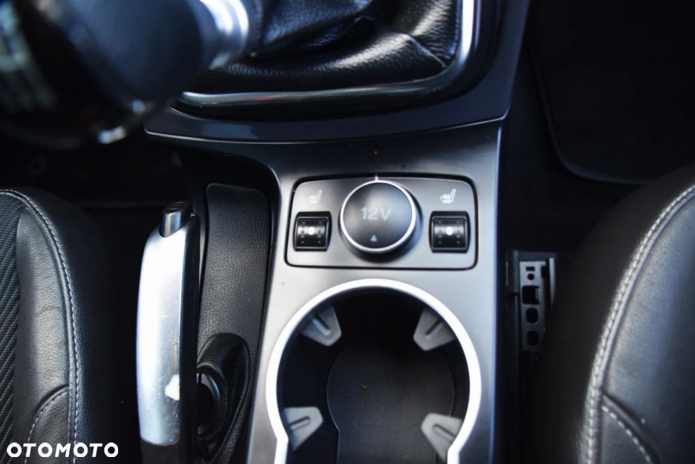 Ford Kuga 2.0 TDCi 4x4 Titanium - 21