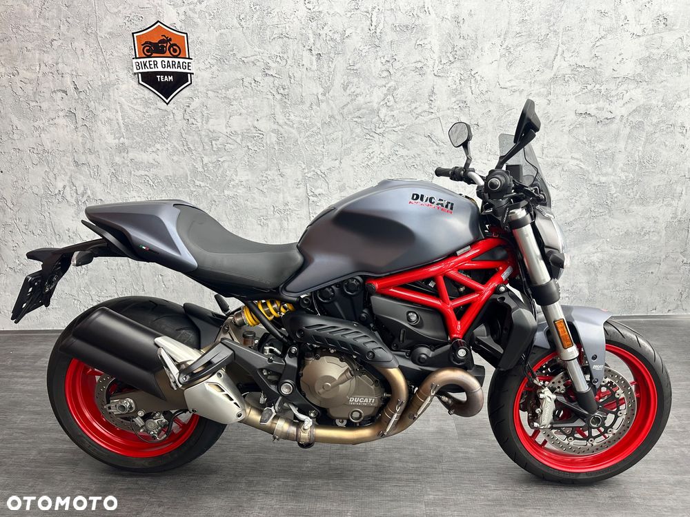 Ducati Monster - 1