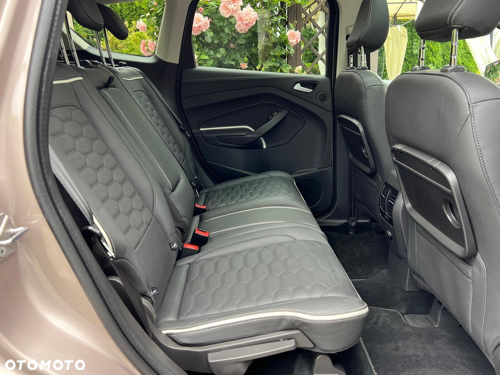 Ford Kuga 2.0 TDCi 4x4 Vignale - 22