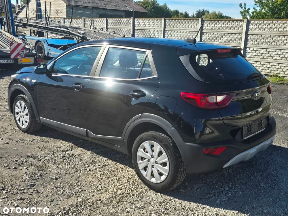 Kia Stonic - 11