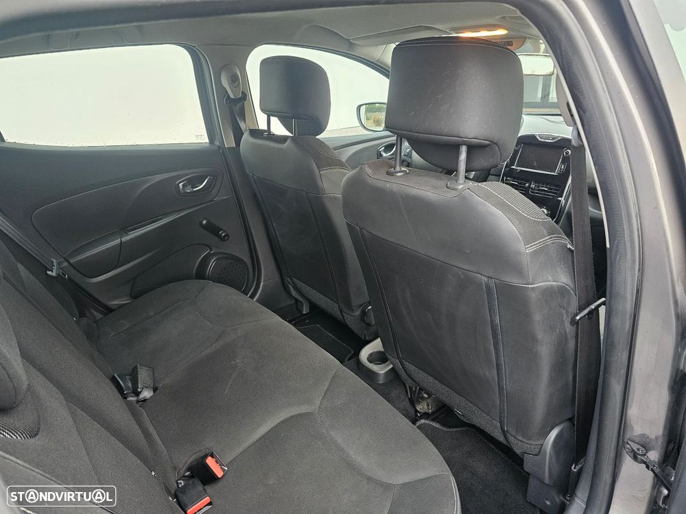 Renault Clio 1.5 dCi Dynamique S - 20