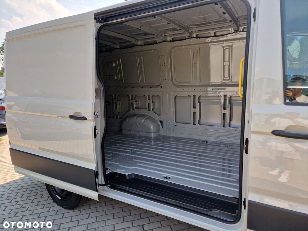 Volkswagen Crafter - 14