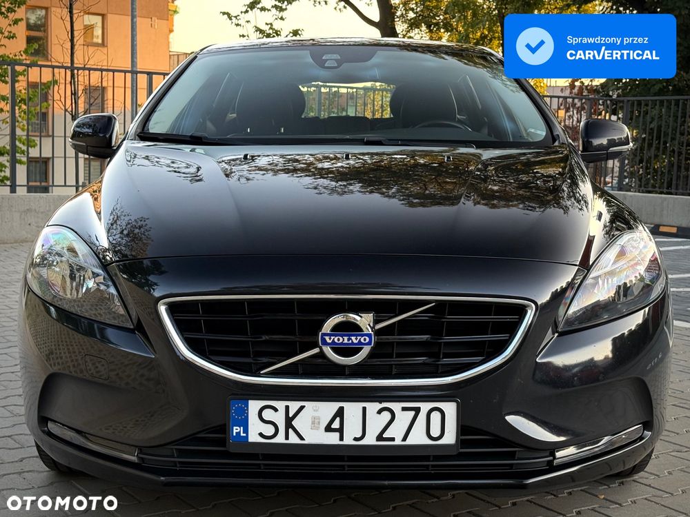 Volvo V40 D4 Drive-E Momentum - 13