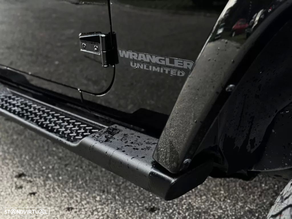 Jeep Wrangler Unlimited - 6