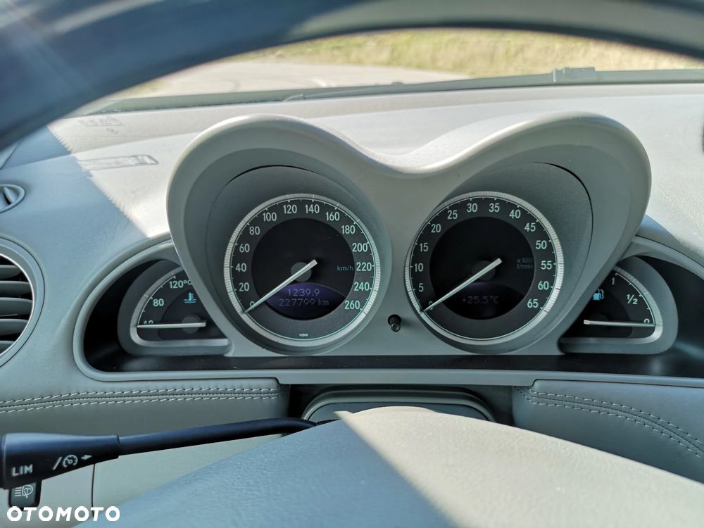 Mercedes-Benz SL 500 - 29