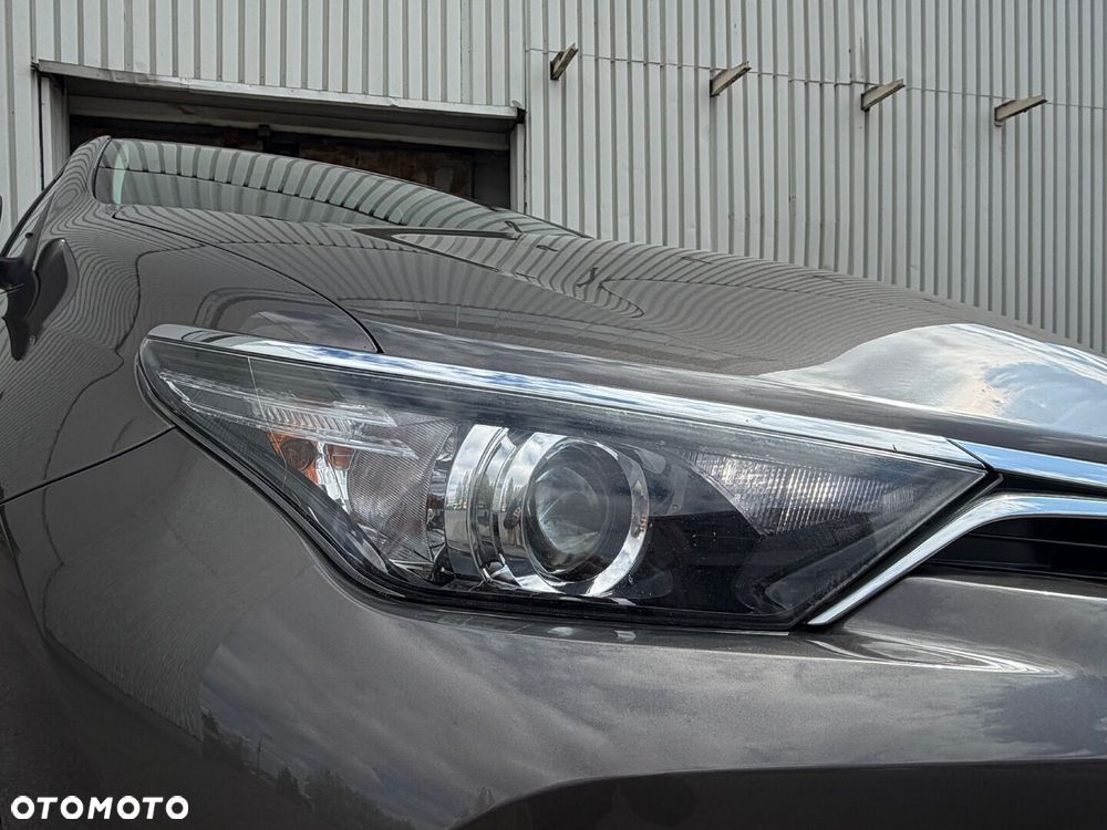 Toyota Auris 1.33 VVT-i Premium - 3