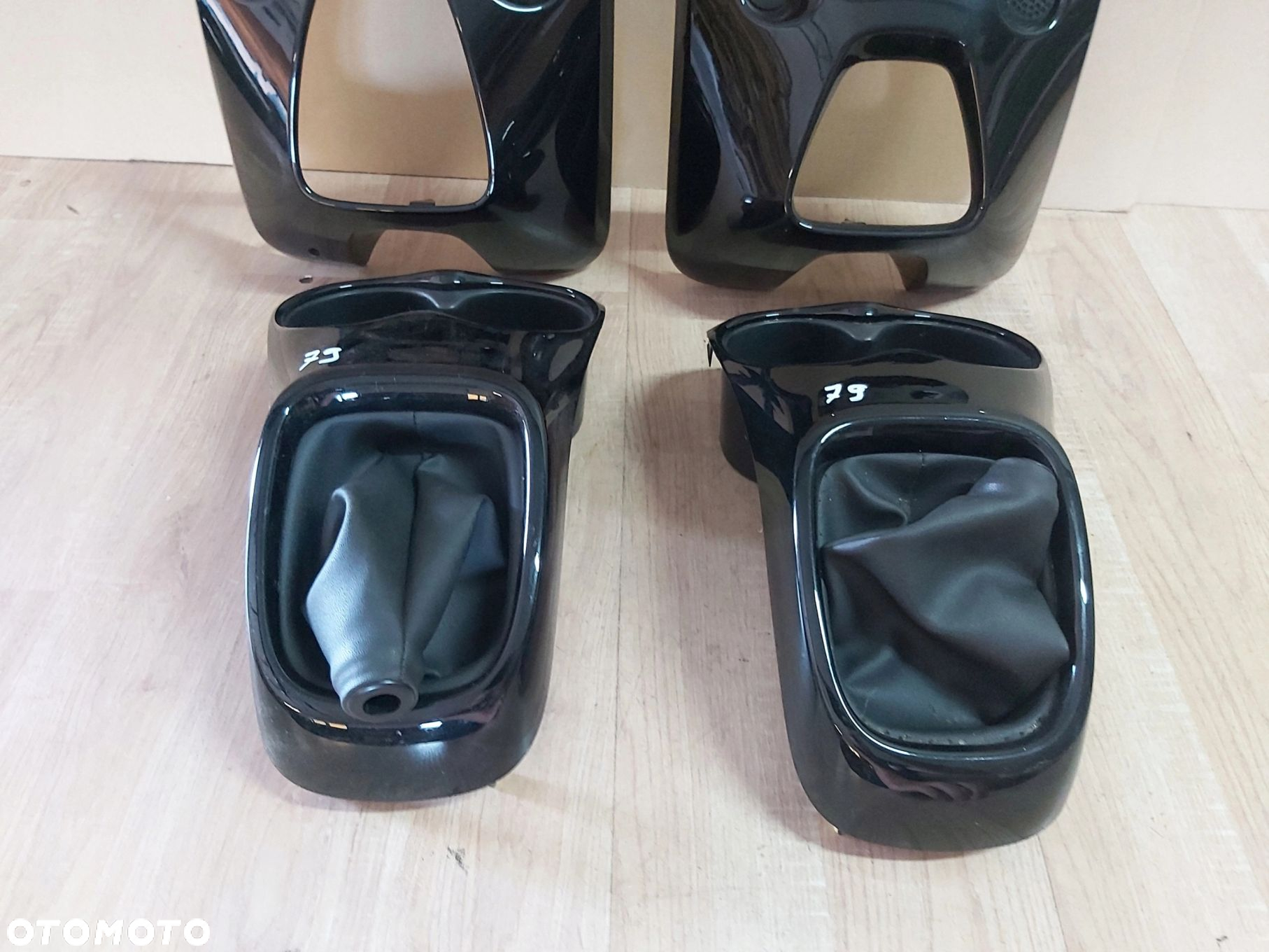 Toyota AYGO II ramka radia lewarka czarna komplet tunel - 4