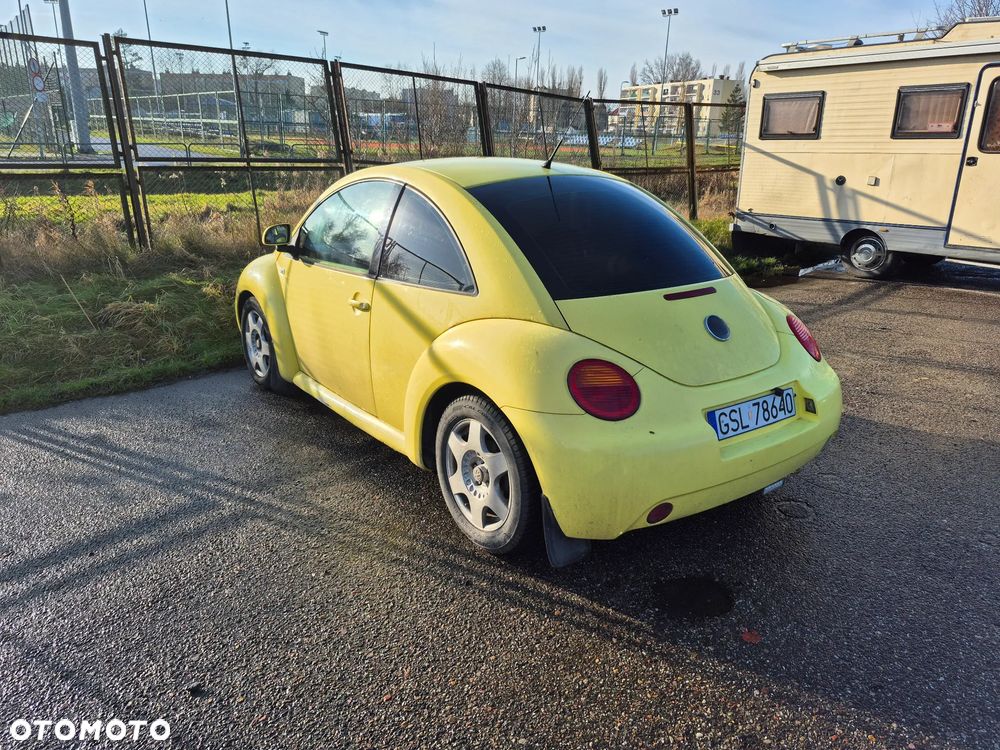 Volkswagen New Beetle 2.0 - 1