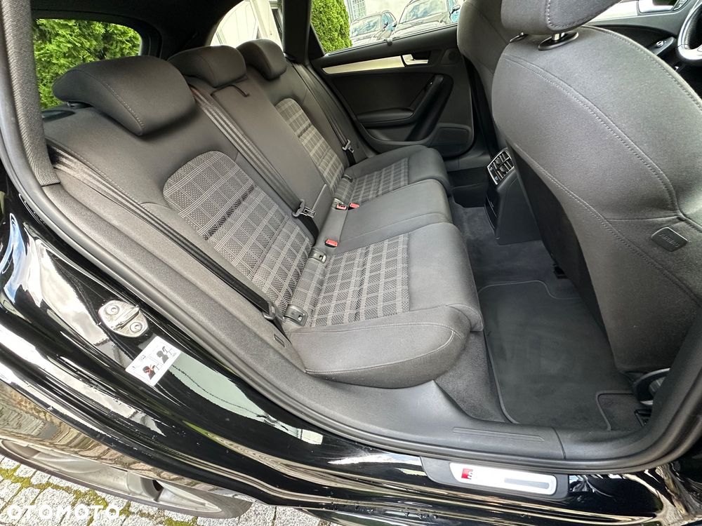 Audi A4 Avant 2.0 TDI DPF clean diesel multitronic S line Sportpaket - 11