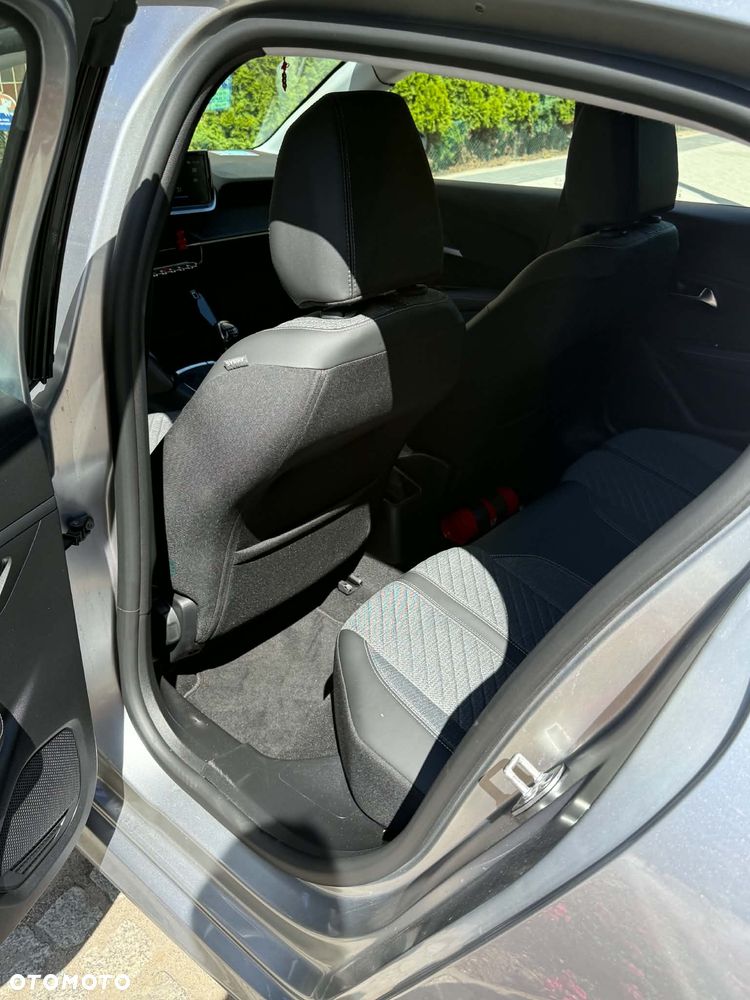 Peugeot 208 PureTech 100 Business - 10