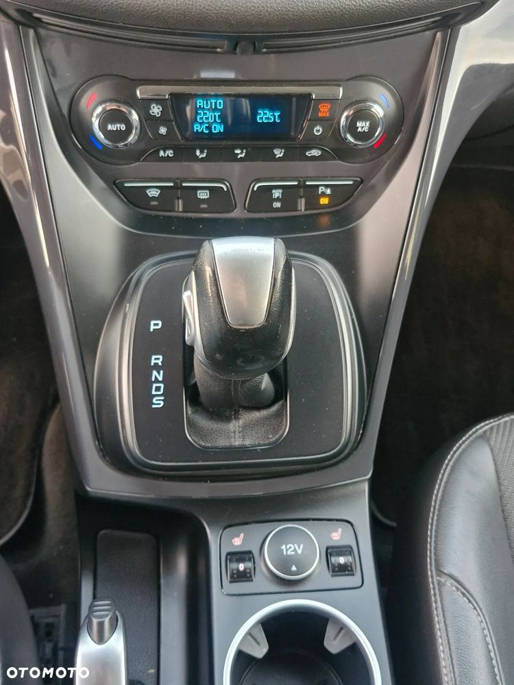 Ford Kuga 2.0 TDCi 4x4 Titanium - 24