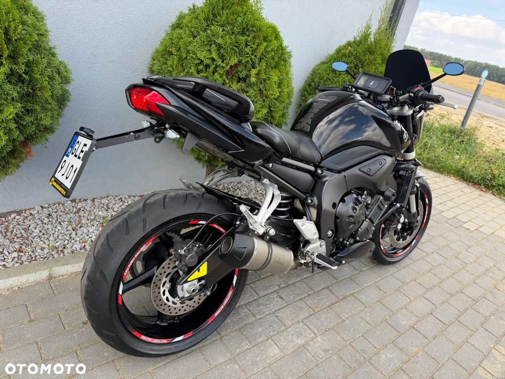 Yamaha FZ - 17