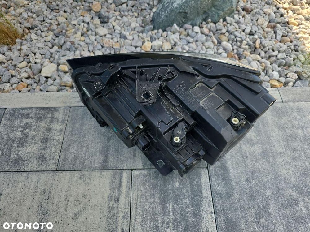 AUDI Q2 SQ2 81A LIFT Lampa prawa przód Kompletna Full Led Matrix 81A941036D - 8