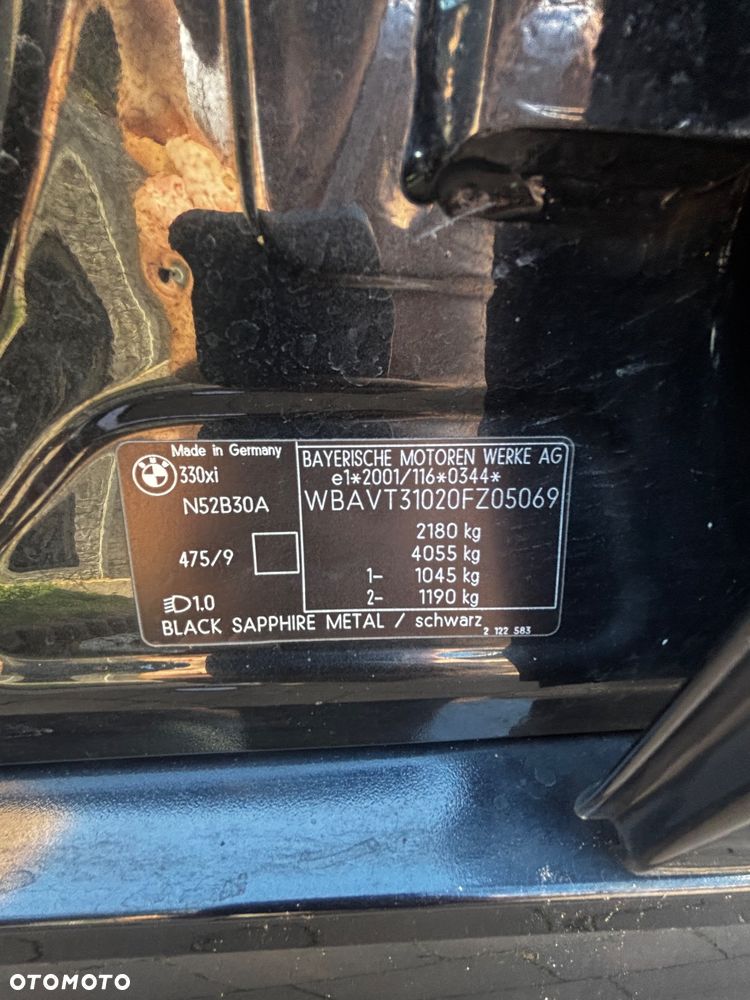 BMW Seria 3 330xi Touring - 24