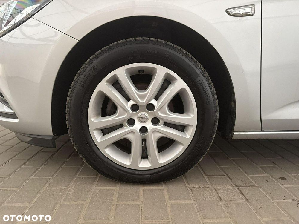 Opel Astra - 20