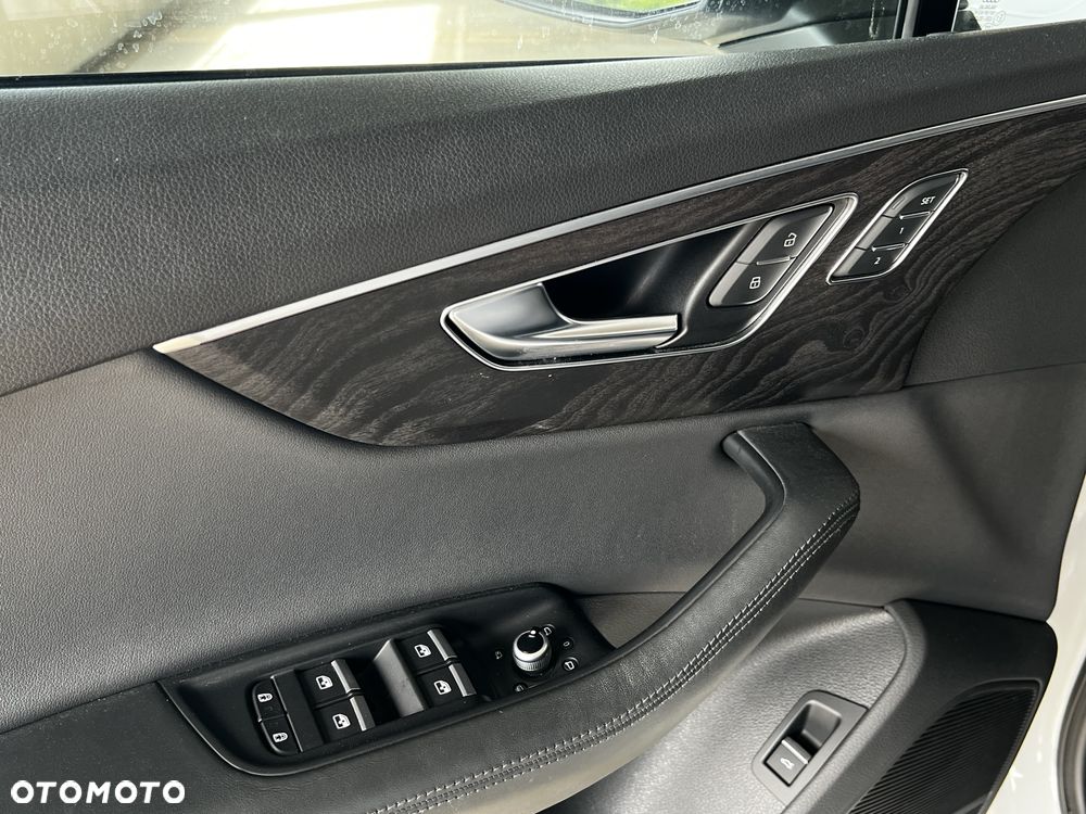 Audi Q7 55 TFSI mHEV Quattro Tiptr - 30